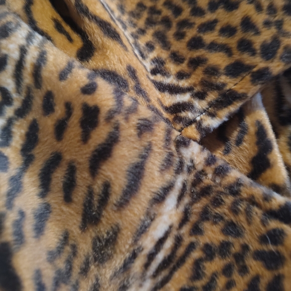 Leopard Print Teddy Jacket - Picture 4 of 5
